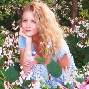 Meet your Posher, Cara